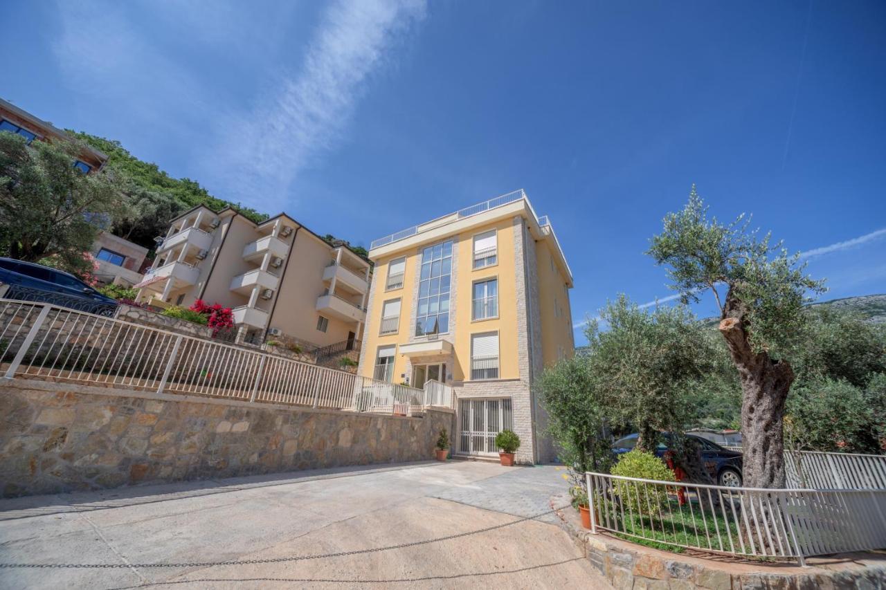 Apartments Bonazza Petrovac المظهر الخارجي الصورة