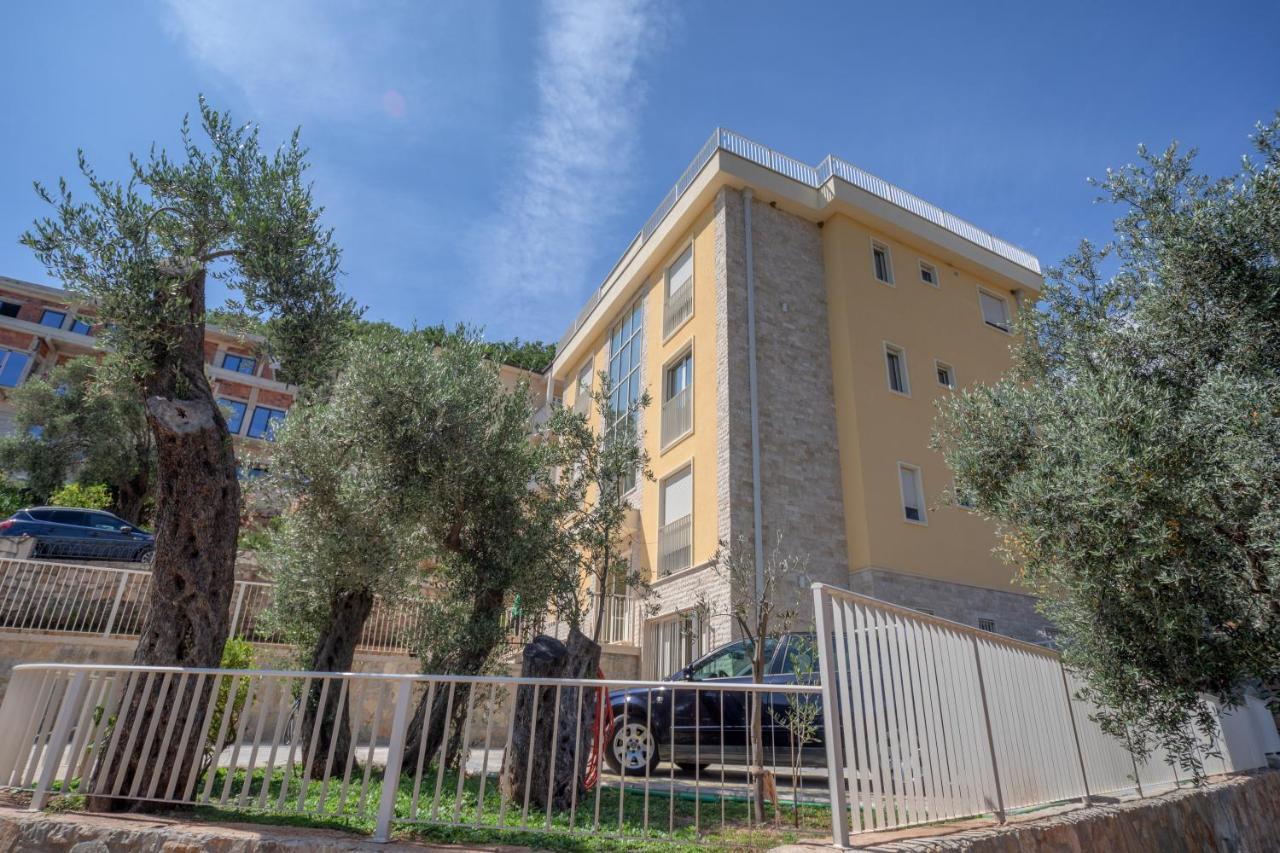 Apartments Bonazza Petrovac المظهر الخارجي الصورة