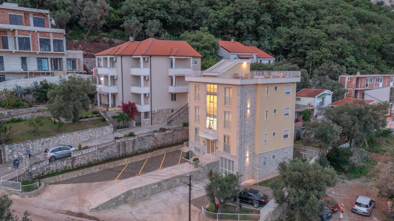 Apartments Bonazza Petrovac المظهر الخارجي الصورة
